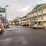 HomeTowne Studios Tacoma - Hosmer by RedRoof
