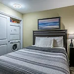 Ocean View, 2 Baths, 2 Bedrooms, No Stairs, Best Area, Wd, Jacuzzi Bath, Balcony, View, 925Sf