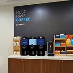 Holiday Inn Express & Suites Tacoma By Ihg