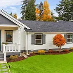 Walk To The Waterfront - Charmwood House In Tacoma