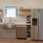Central Tacoma Triplex