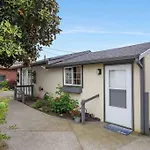 Family Compound W/Guest House And Game Room!