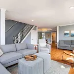 Family Compound W/Guest House And Game Room!