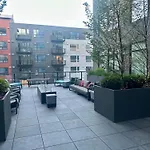 Top Luxury Lifestyle- Downtown Tacoma Near Everything Convention Center And More