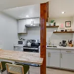 Updated Tacoma Home With Fire Pit!