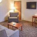 Comfort Inn & Suites Downtown Tacoma