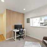 Cozy Tacoma Bungalow- Newly Remodel 2Br, 1Ba Home