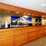 Ihg Army Rainier Inn And Complex