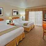 Ihg Army Rainier Inn And Complex