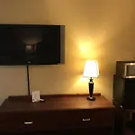 Travelodge By Wyndham Tacoma Near Mcchord Afb