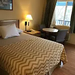 Travelodge By Wyndham Tacoma Near Mcchord Afb