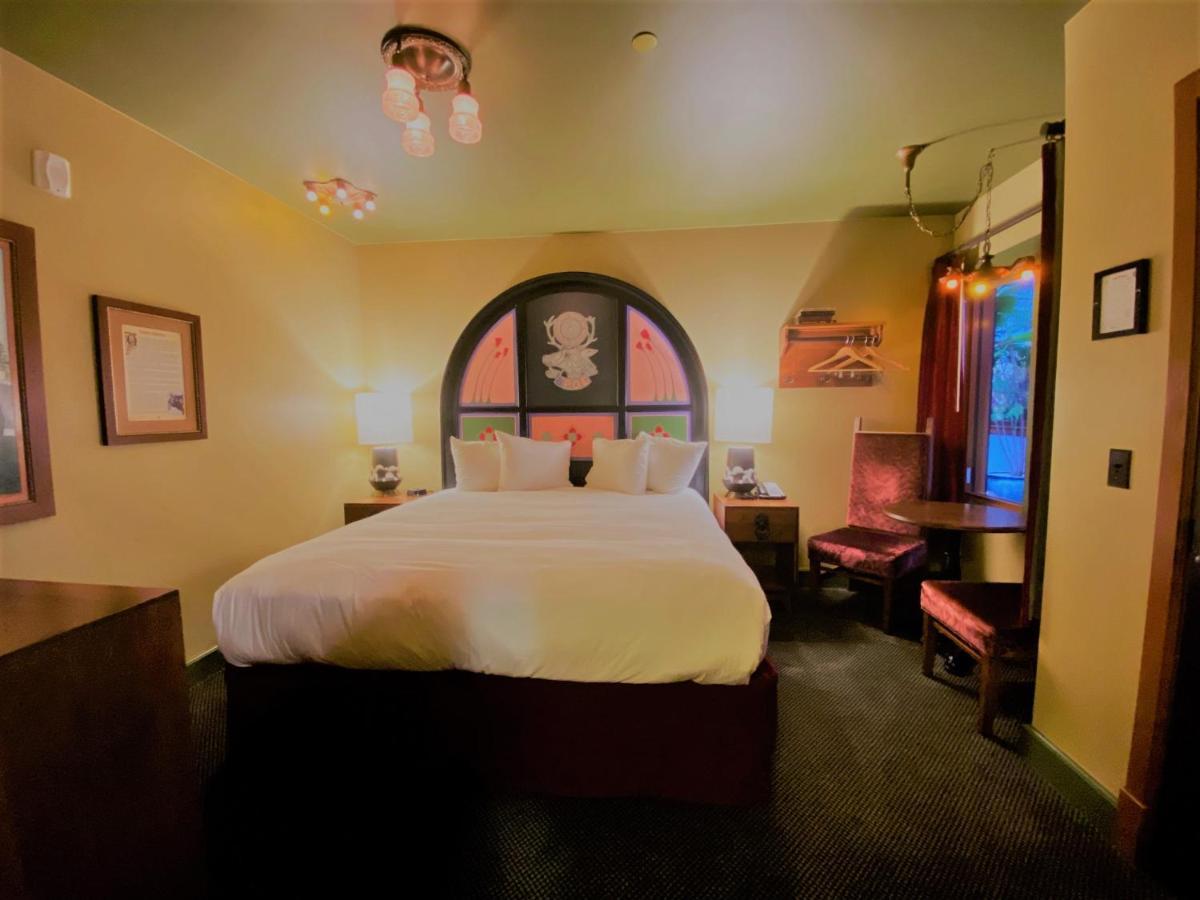 Mcmenamins Elks Temple 3*