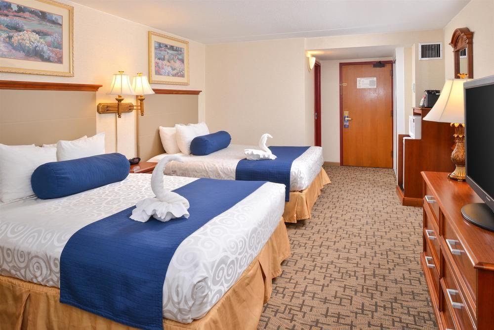 Comfort & Downtown Hotel 2*
