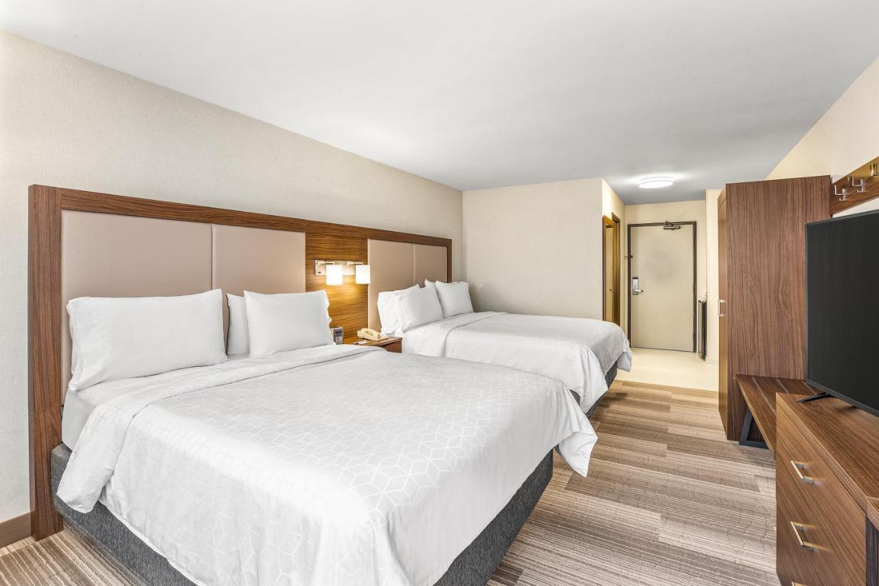 Express & By Ihg Tacoma