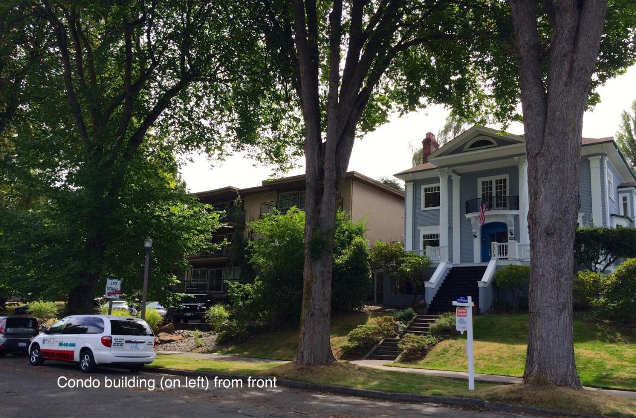 The Romeo, Area, 2 Bedrooms, Wd, Jacuzzi Bath, No Stairs, New Carpet, 825sf Apartment Tacoma