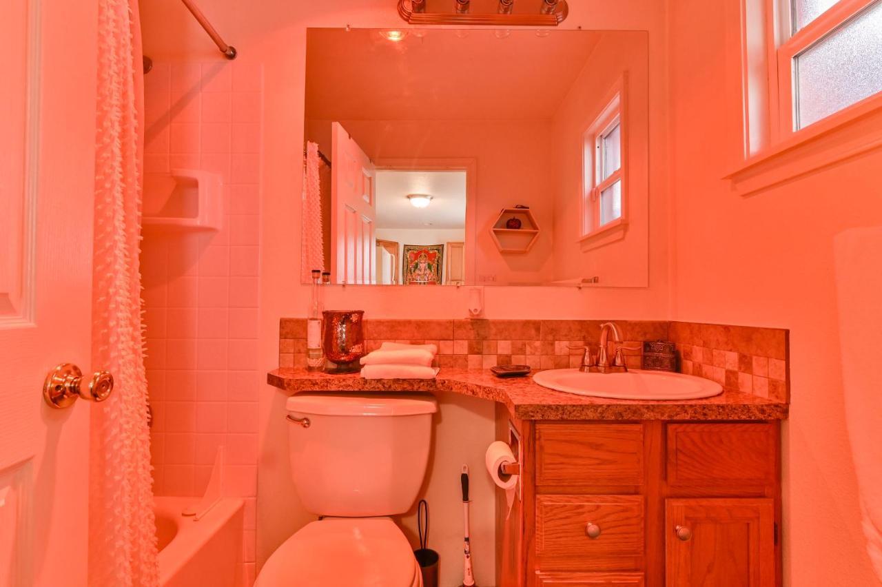Apartment Cozy 2 Bdrm Apt - Easy Access Free Parking - Ac Unit