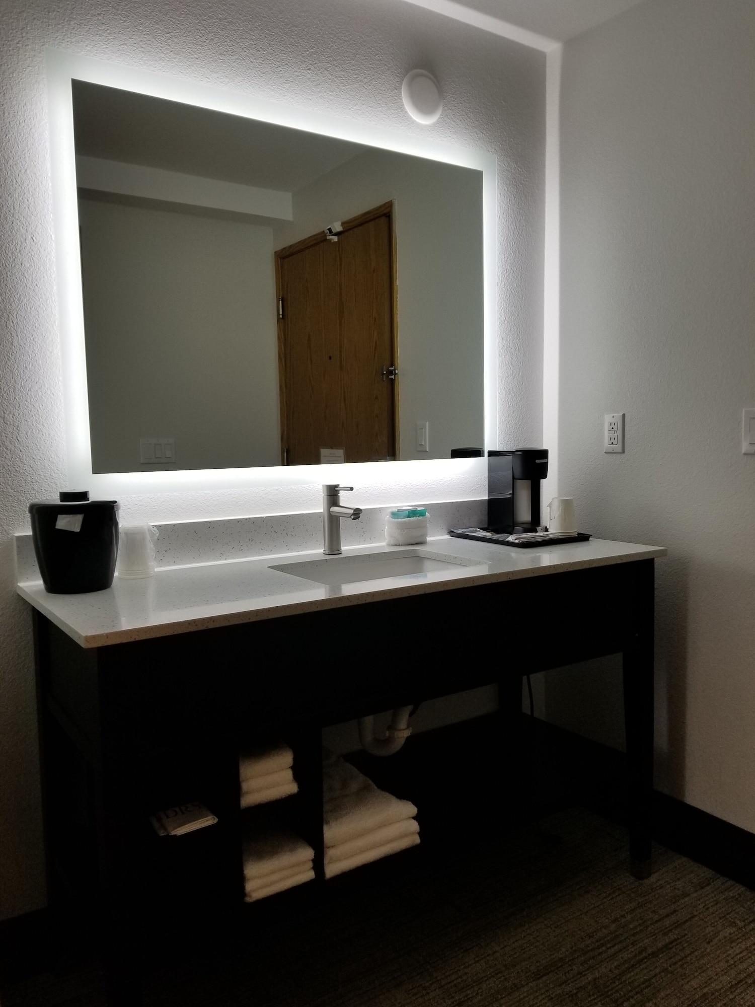 Hotel Thea Tacoma, Ascend Collection