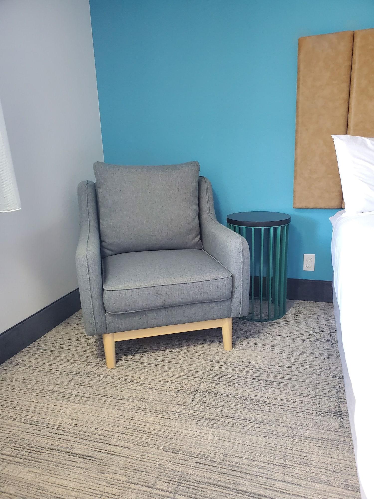 Thea Tacoma, Ascend Collection 3* Tacoma
