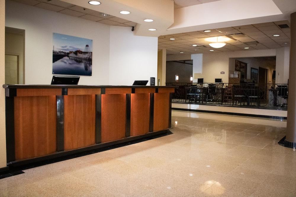 Hotel Comfort & Downtown