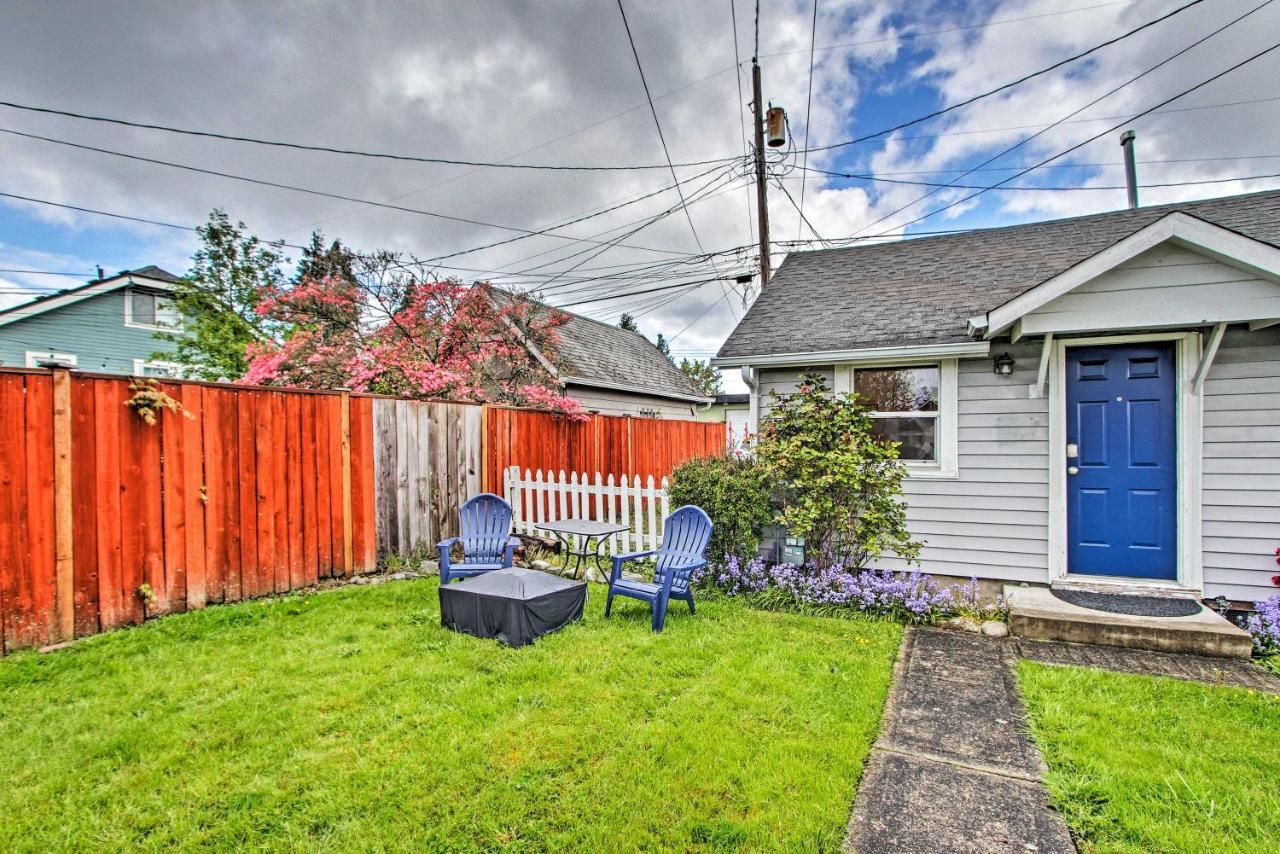 Lovely With Fire Pit, Near Dtwn! Casa de férias