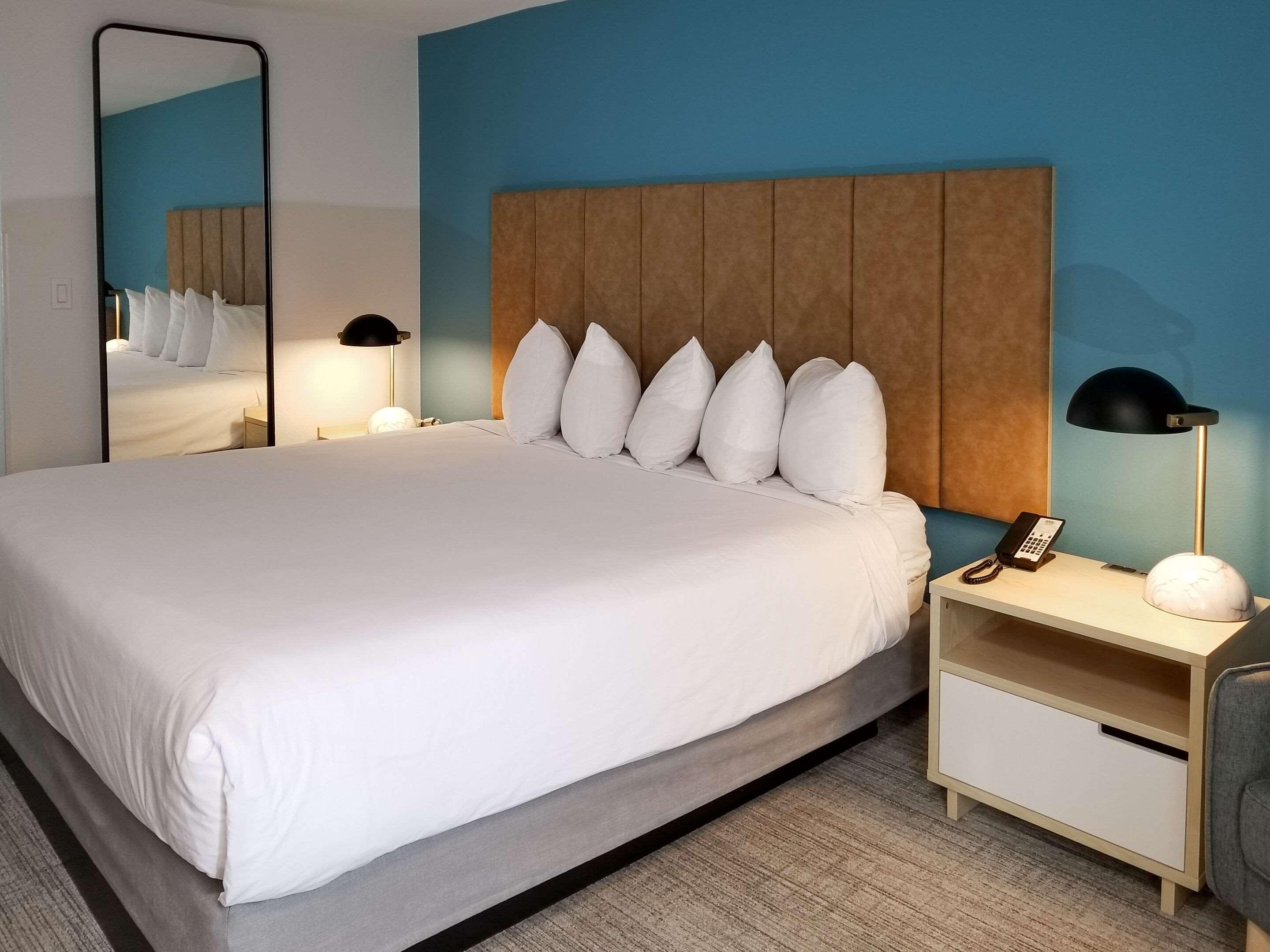 Hotel Thea Tacoma, Ascend Collection
