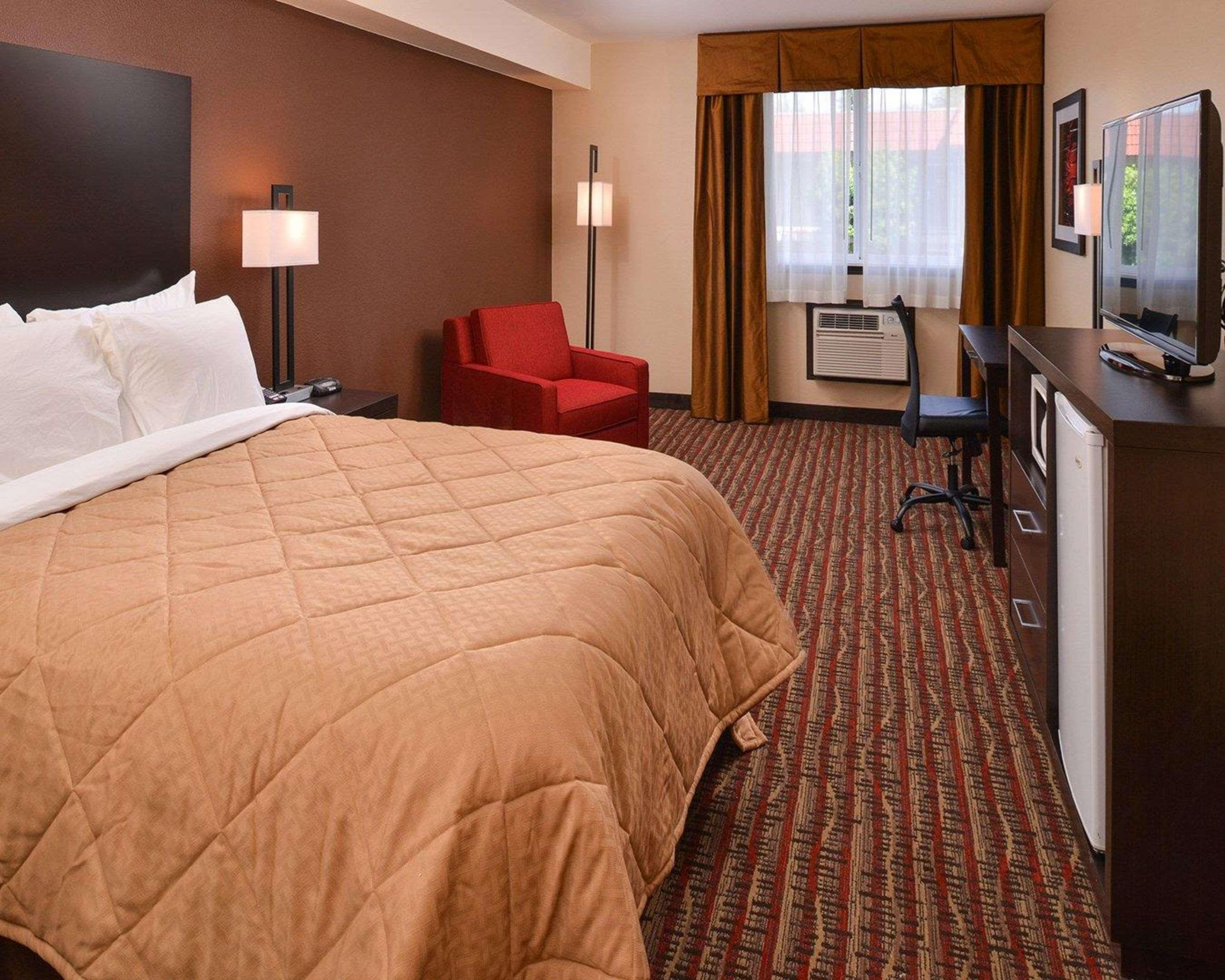 Quality & - Seattle Hotel