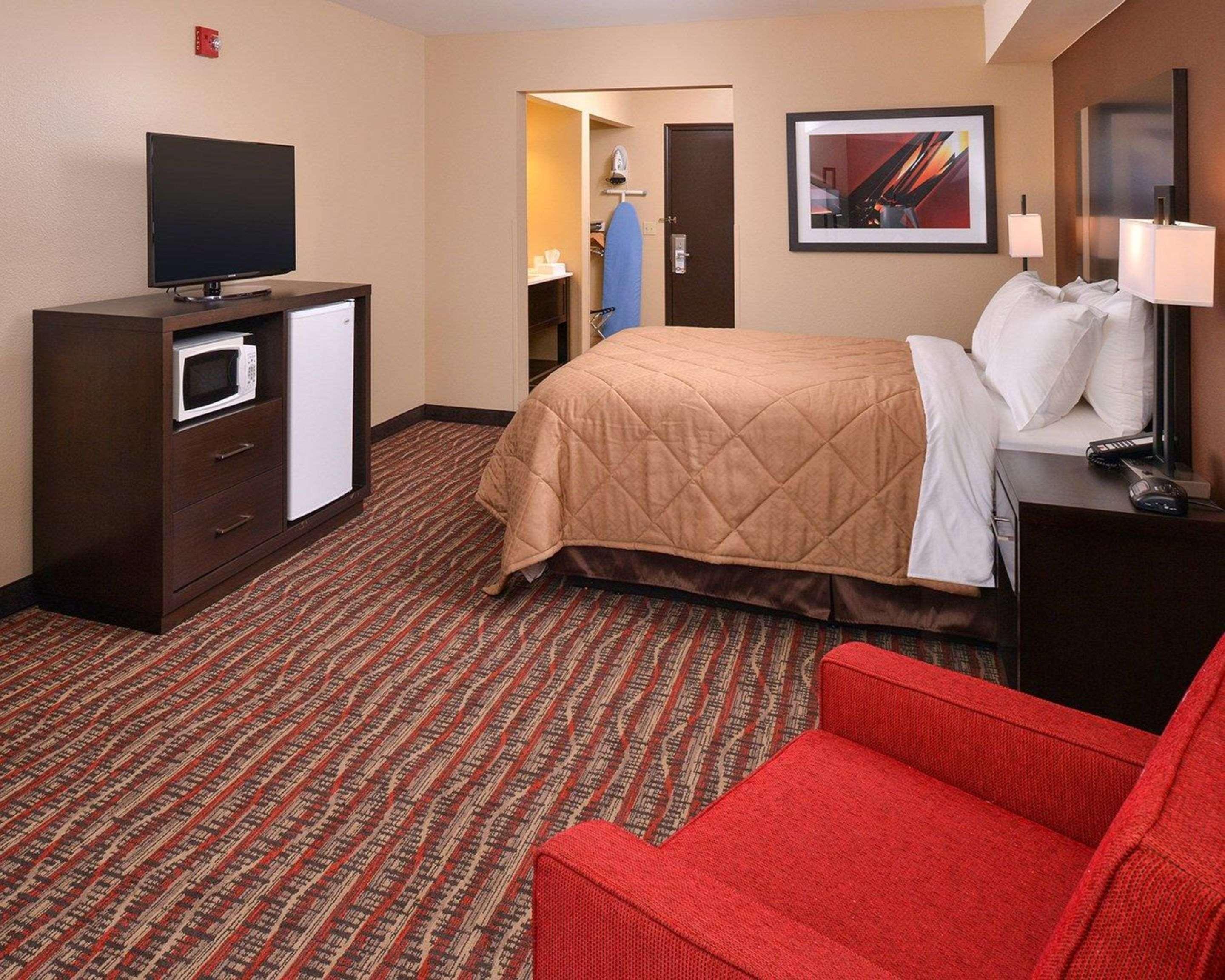Quality & - Seattle Hotel