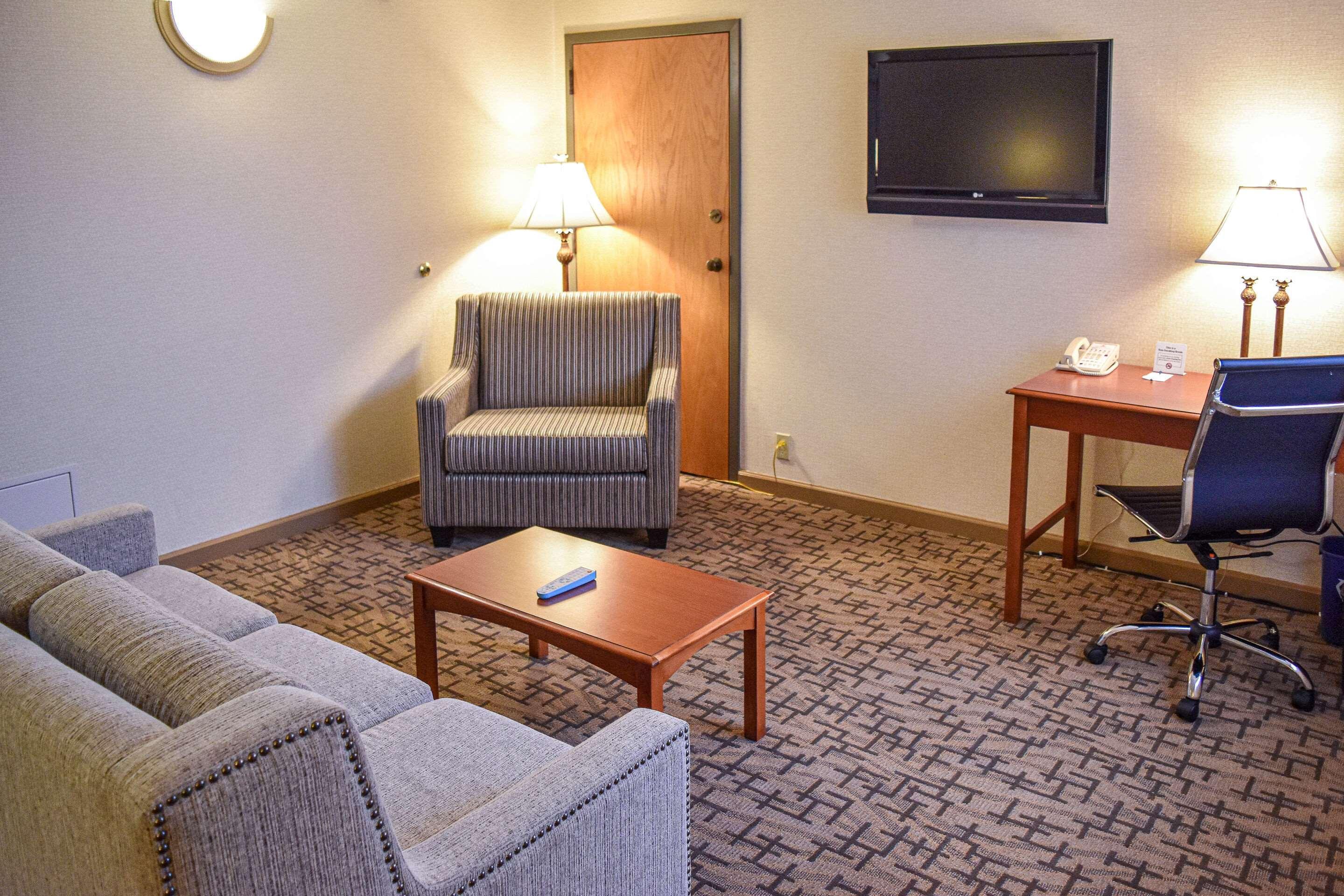 Comfort & Downtown 2*