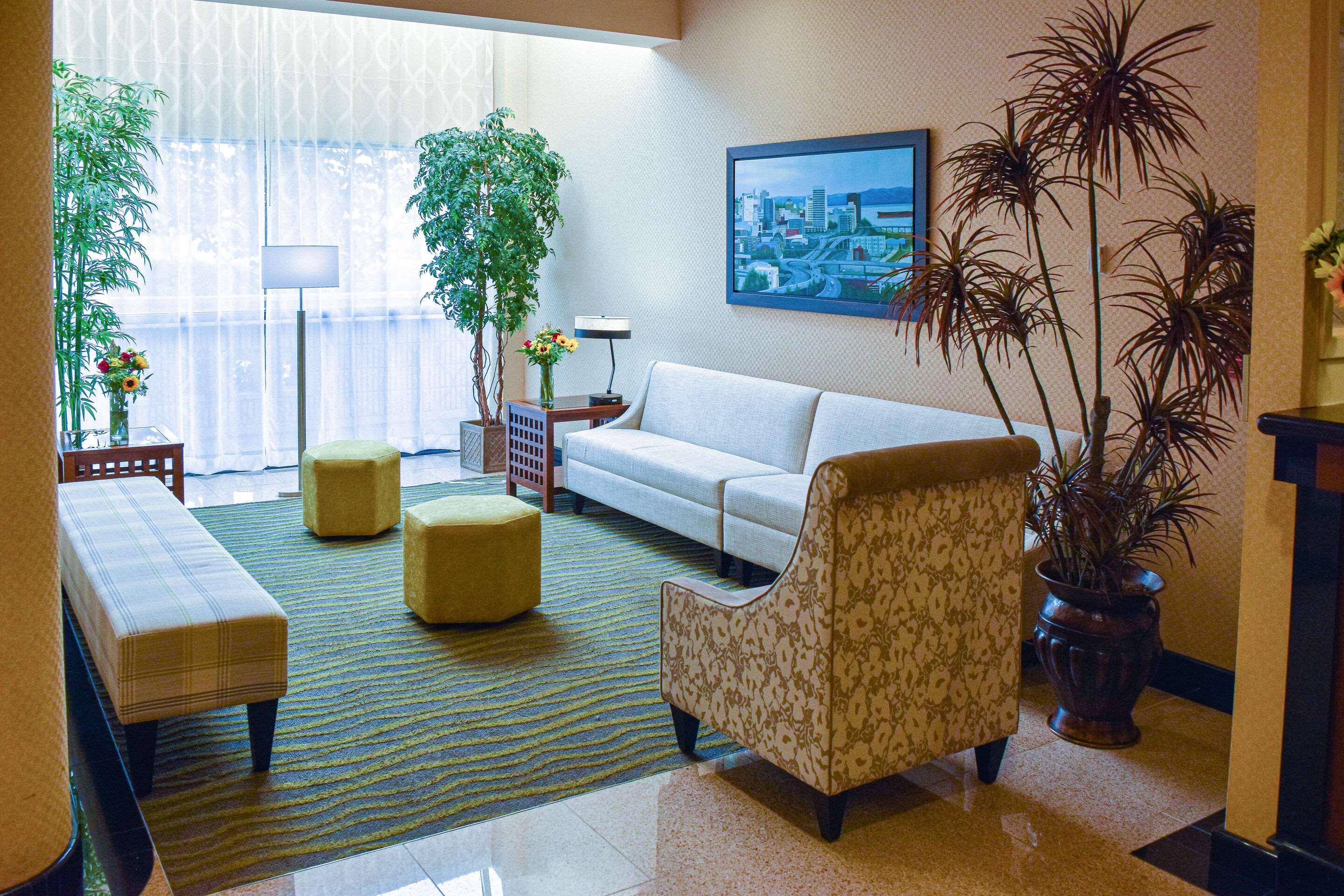 Hotel Comfort & Downtown 2*