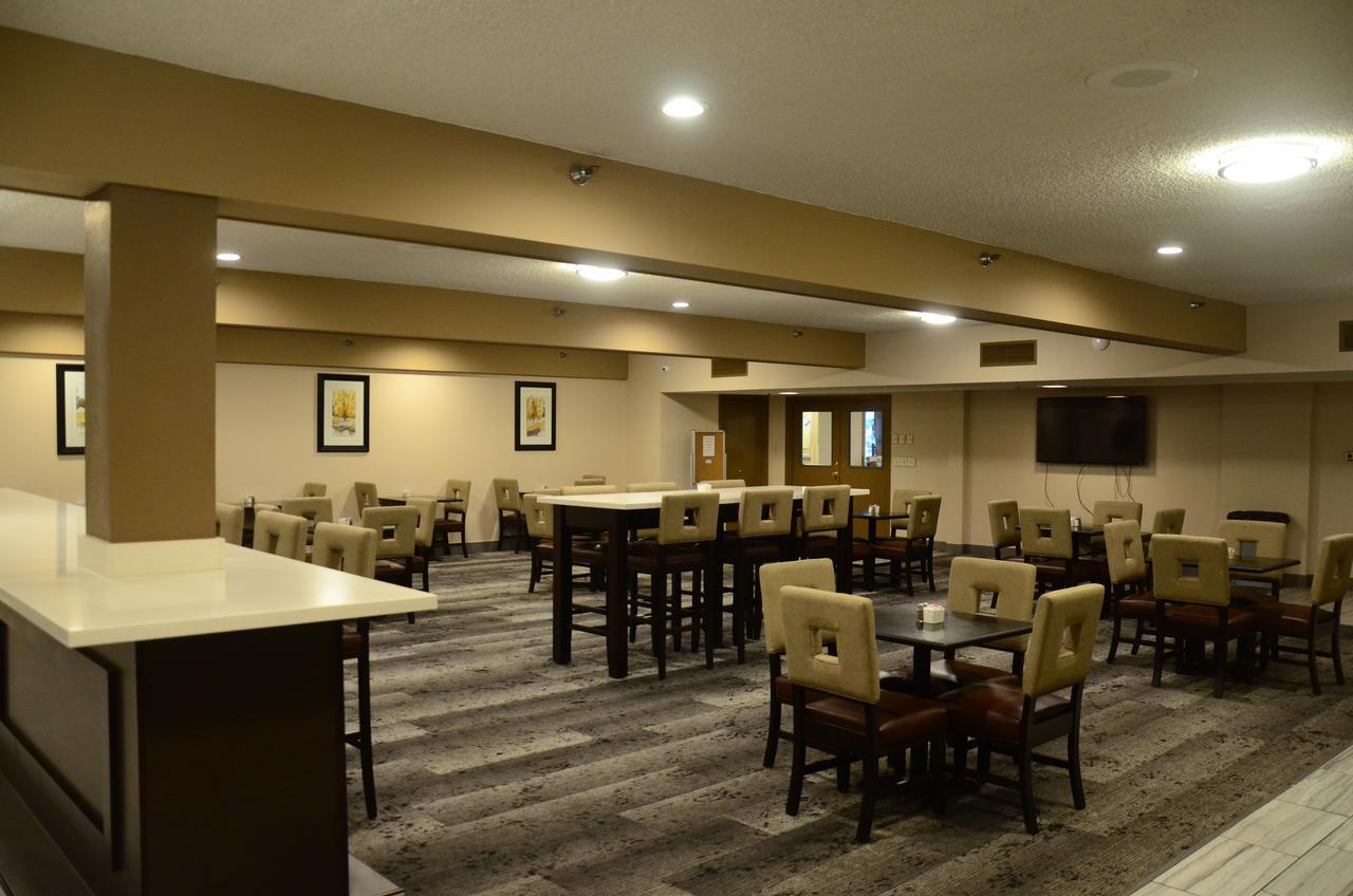 Hotel Clarion Near Jblm 3*