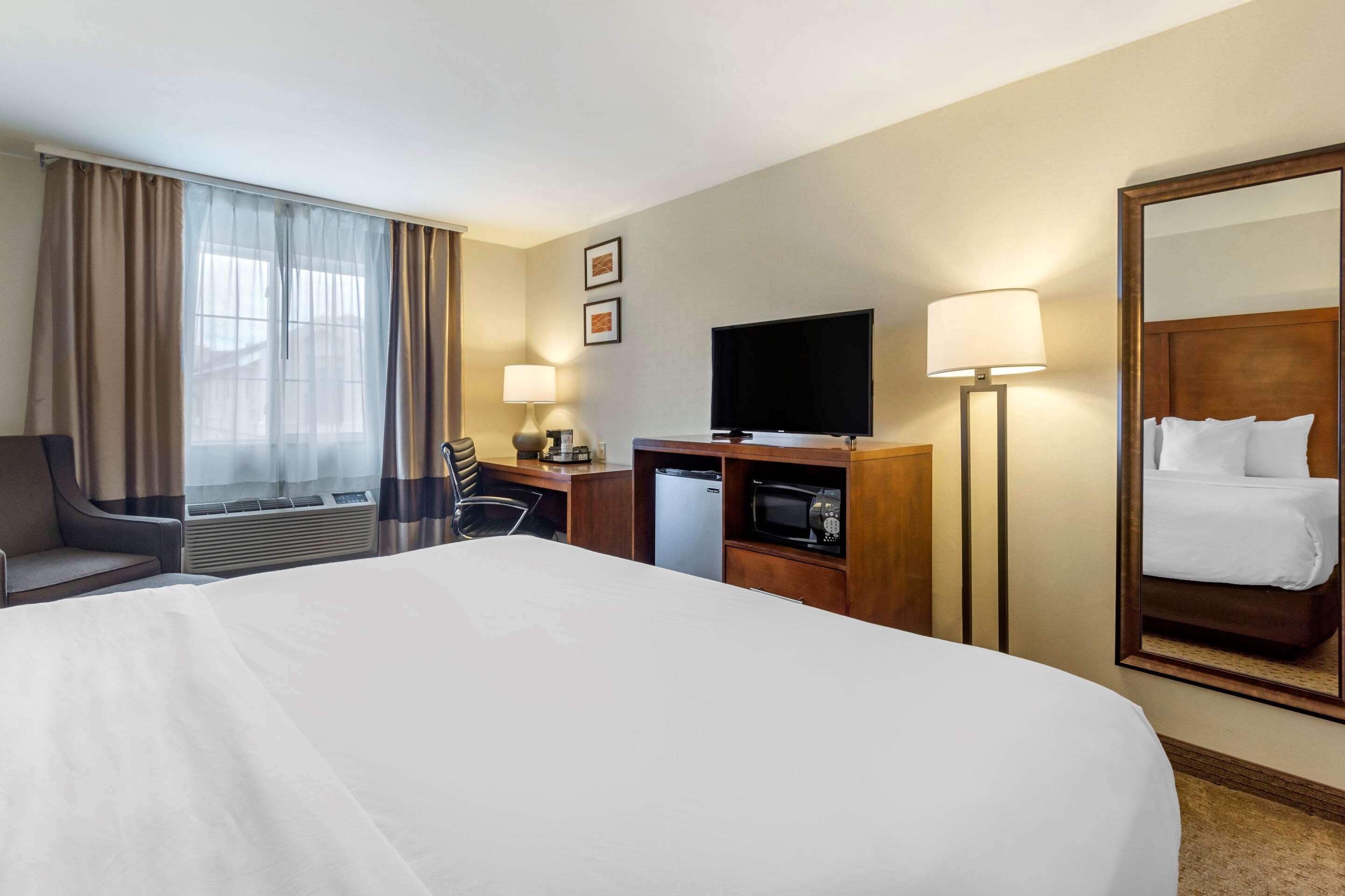 Comfort Hotel Tacoma
