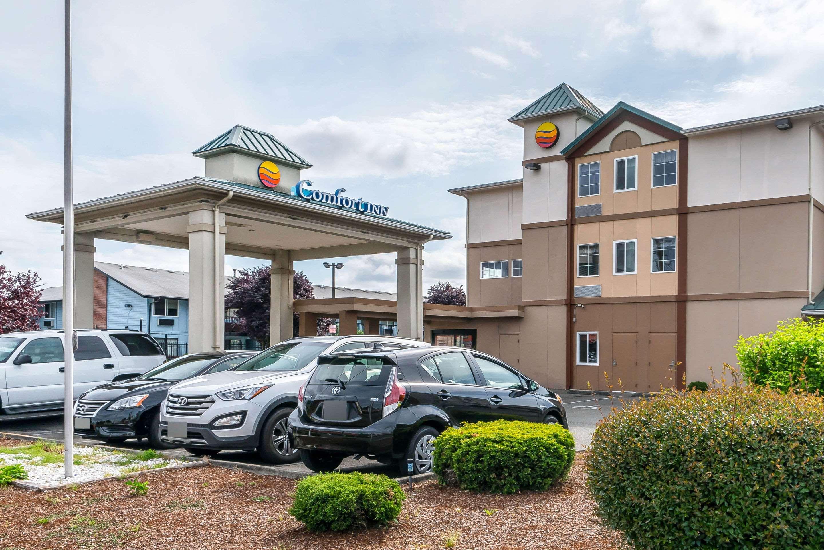 Comfort Hotel 3*