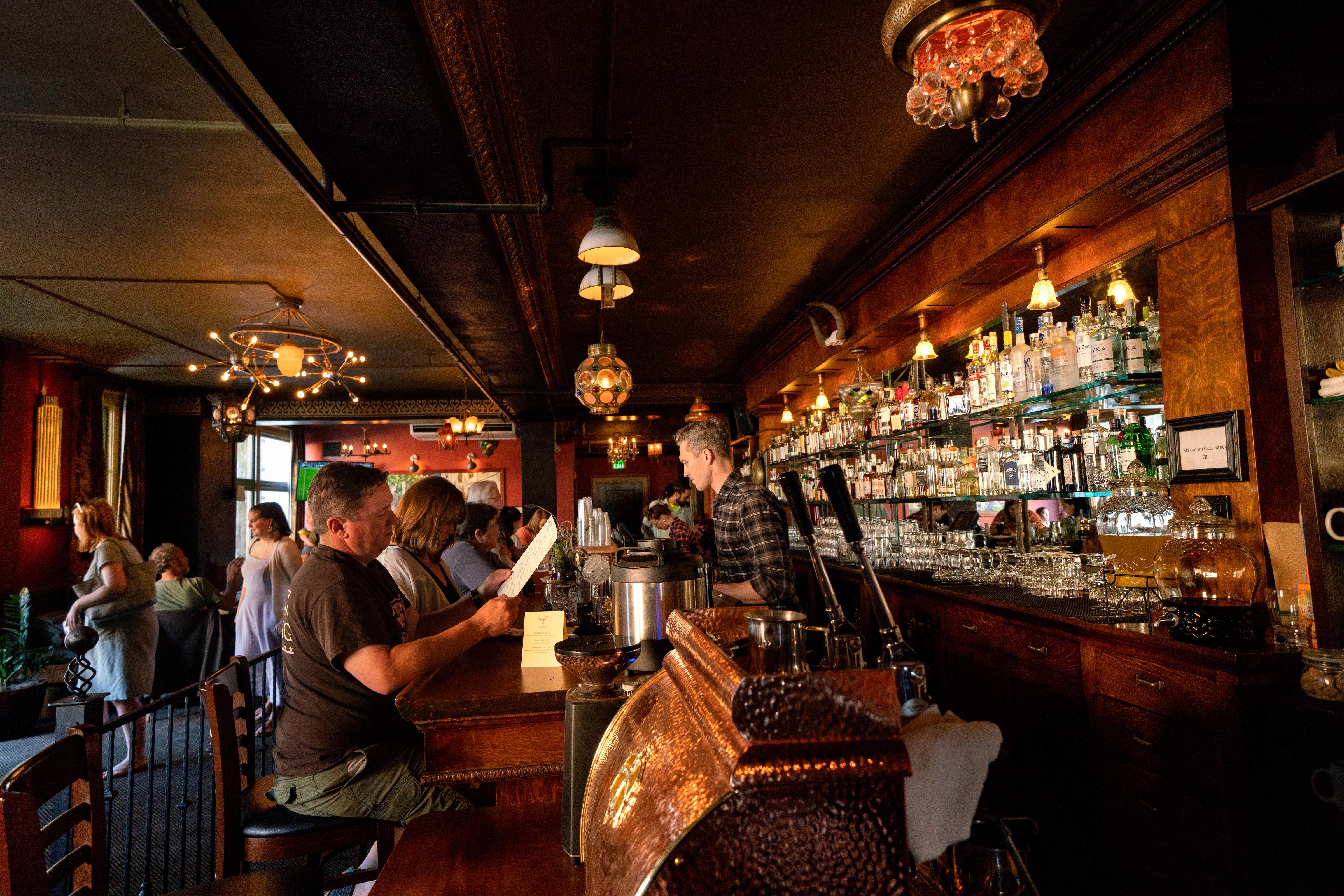 Mcmenamins Elks Temple Hotel 3*