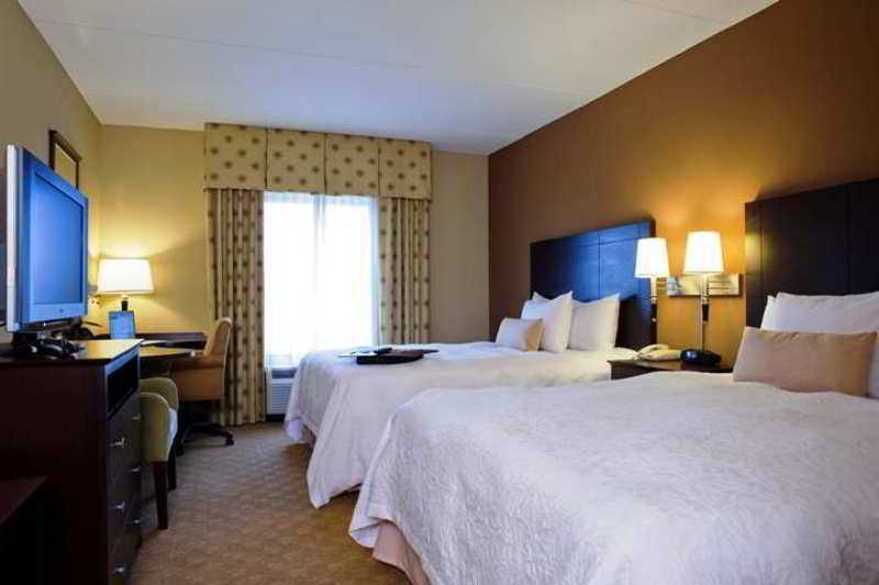 Hotel Hampton & Tacoma