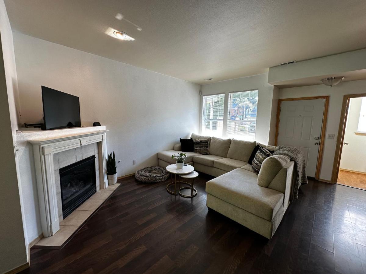 Homestay With Breakfast Included-private * Tacoma