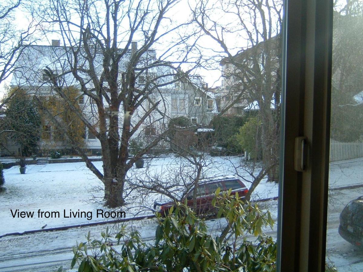 Apartamento The Lanai, Area, 2 Bedrooms, Wd, Large Balcony, Condo, 825sf Tacoma