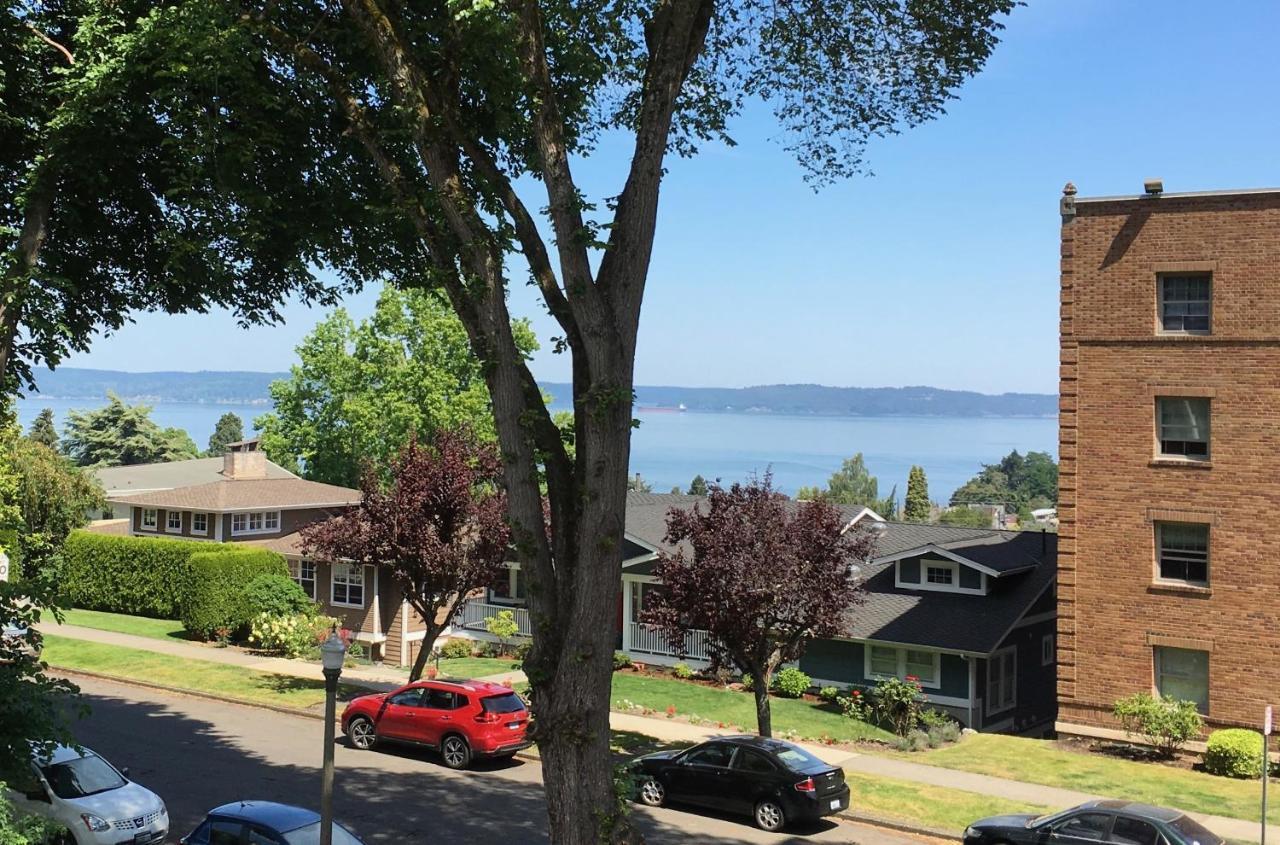 Apartamento Pacific View, Area, 2 Baths, 2 Bedrooms, Wd, Jacuzzi Bath, New Carpet, Balcony, View, 925sf