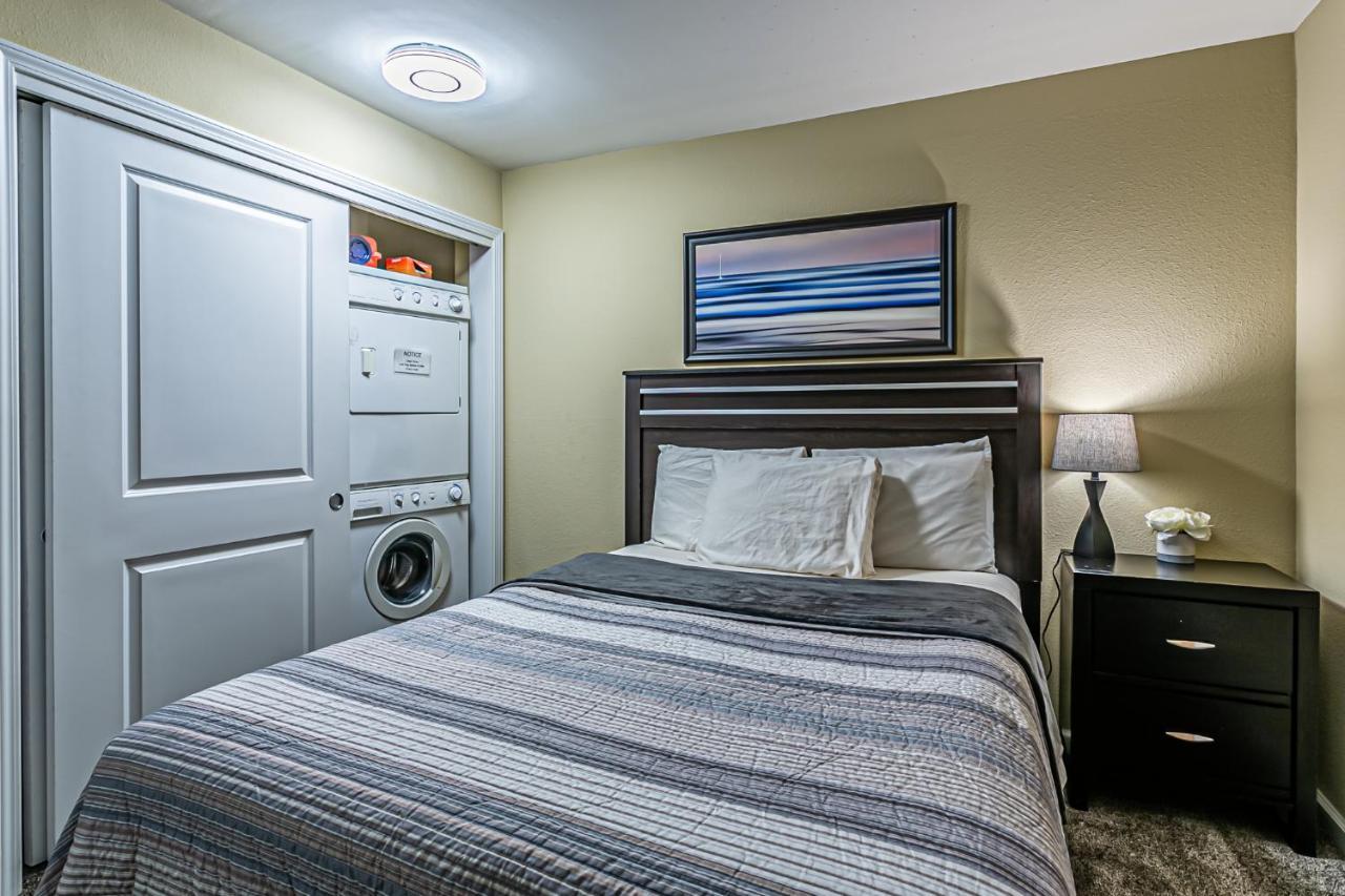 Apartment Ocean View, 2 Baths, 2 Bedrooms, No Stairs, Area, Wd, Jacuzzi Bath, Balcony, View, 925sf *