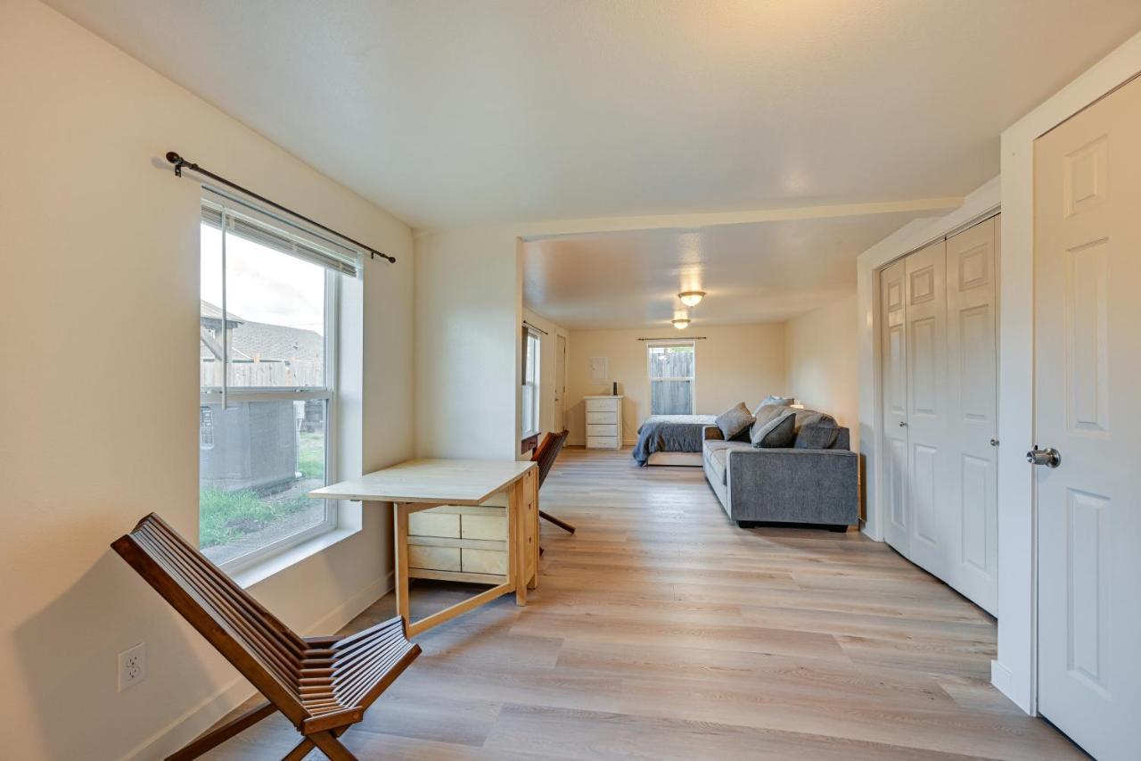 Apartment Cozy Getaway With Grill And Hot Tub!
