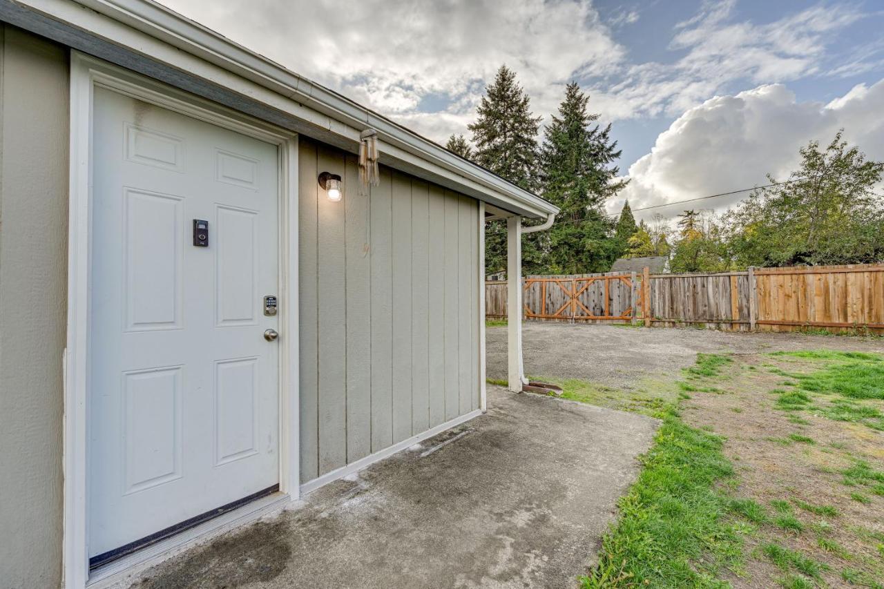 Cozy Getaway With Grill And Hot Tub! * Tacoma