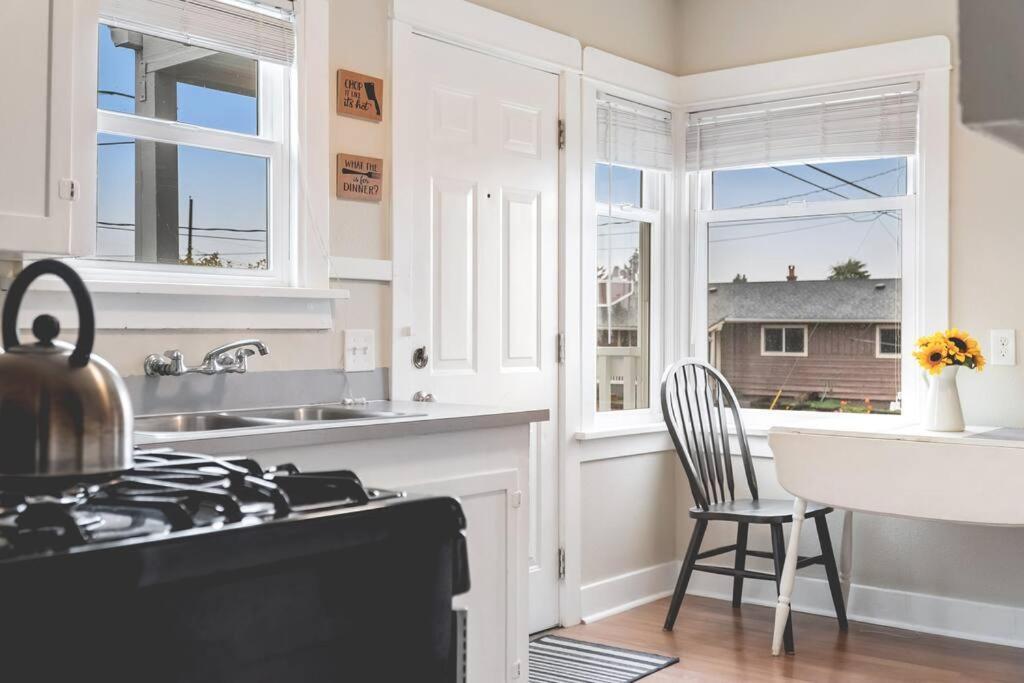Apartamento Walk To The Waterfront! The Cozy