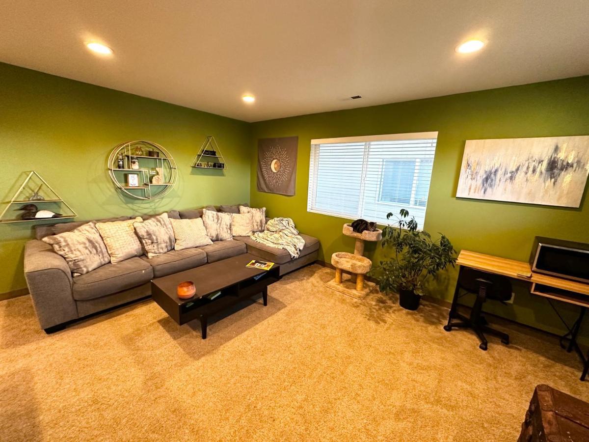 Homestay With Breakfast Included -private Room-