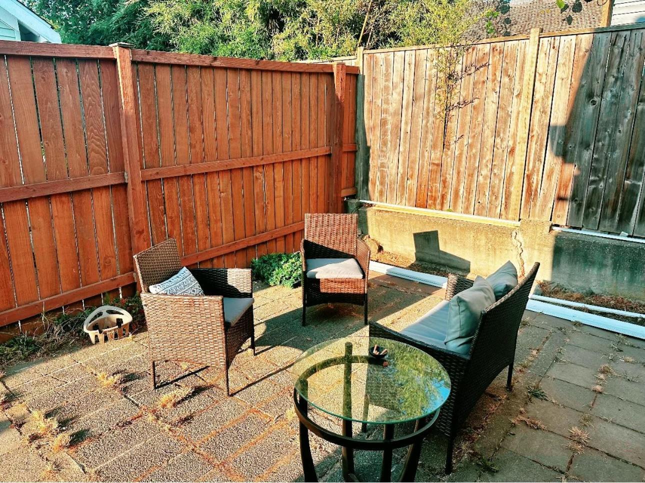 Homestay- With Breakfast Included-private