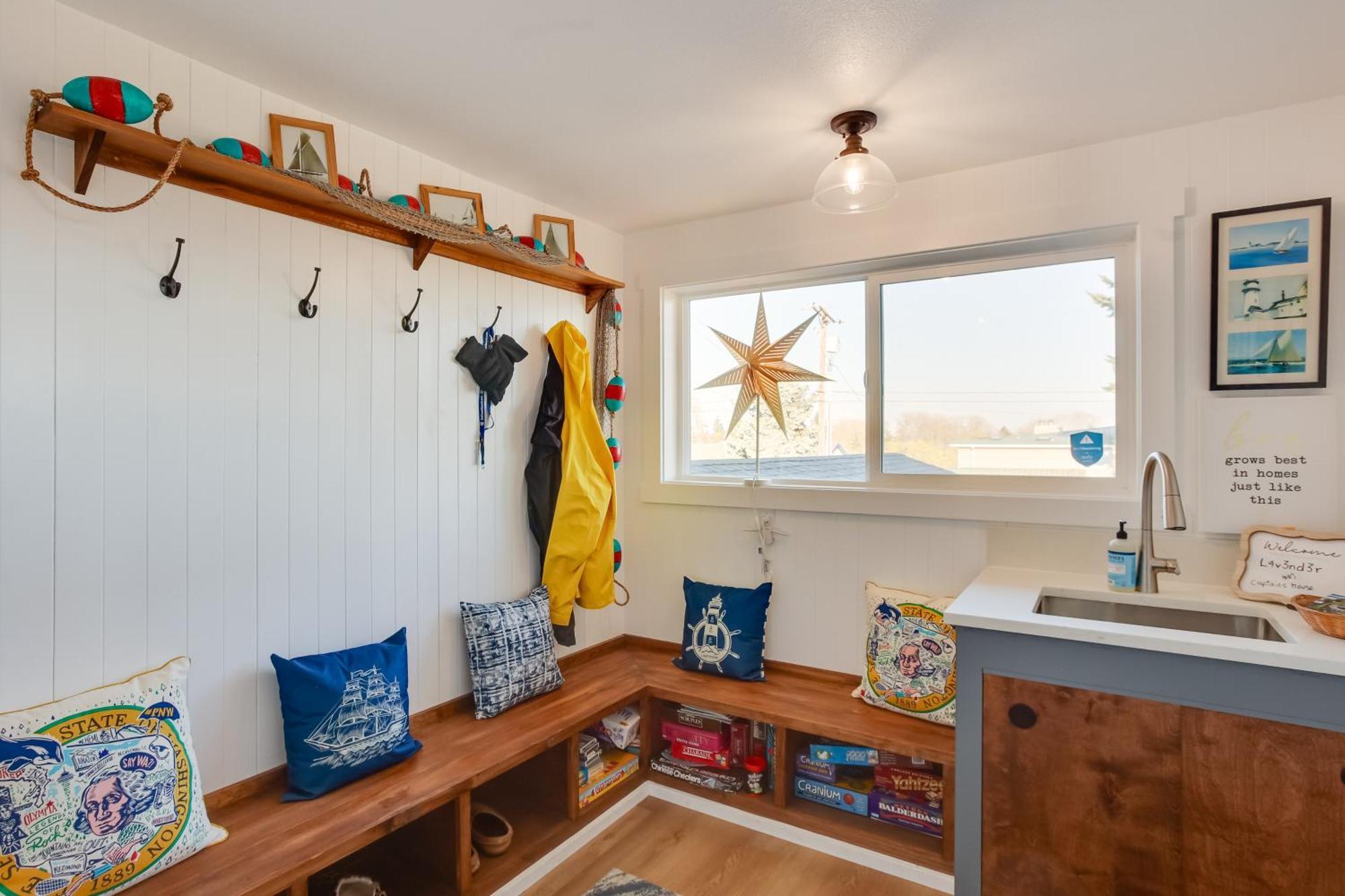 Apartment Scenic With Deck And Fire Pit! Tacoma