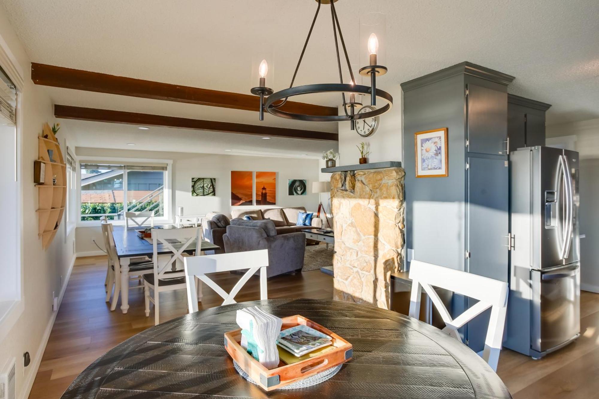Scenic With Deck And Fire Pit! Apartment *