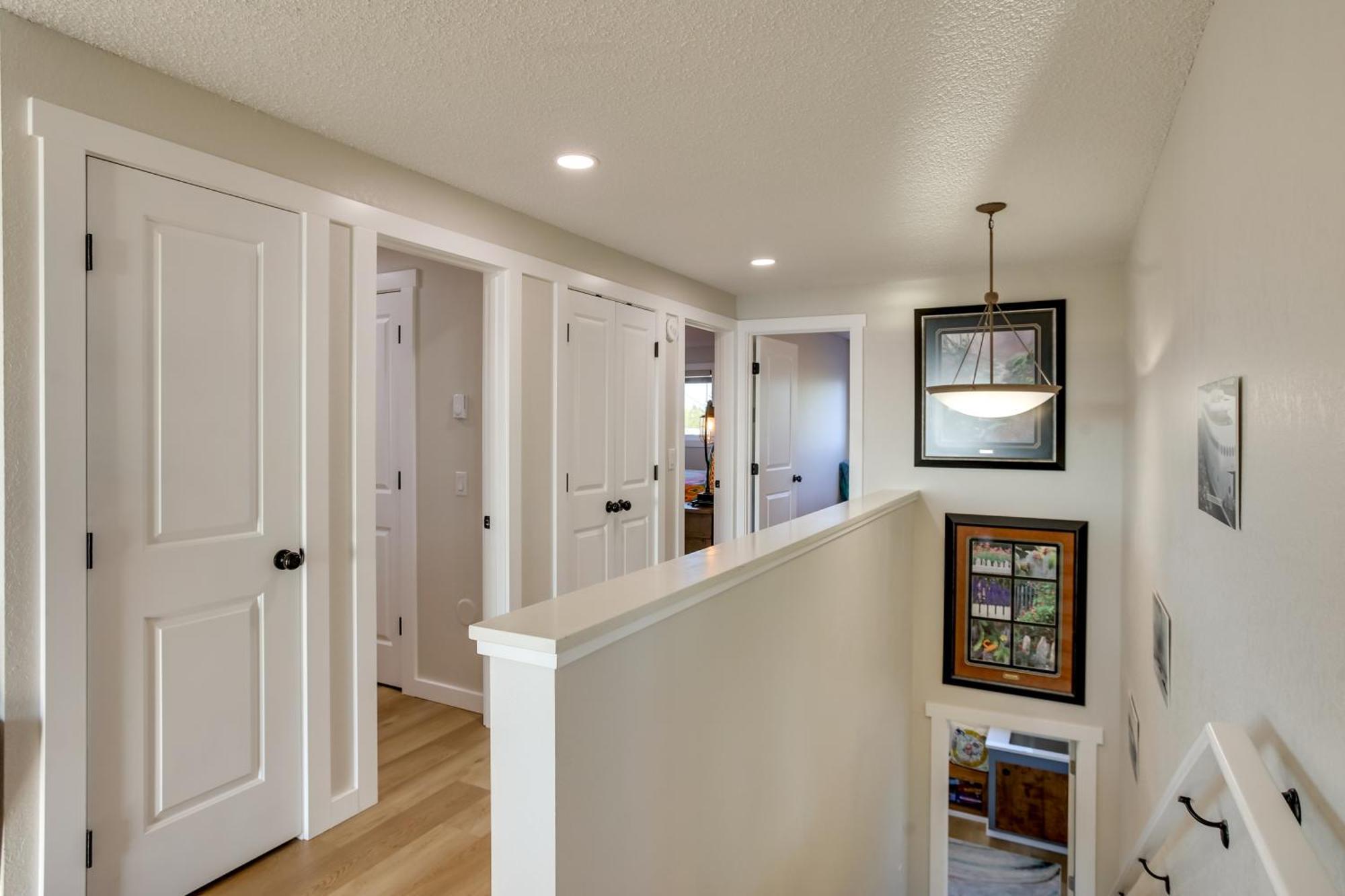 Charming With Deck And Skyline Views! Apartment Tacoma