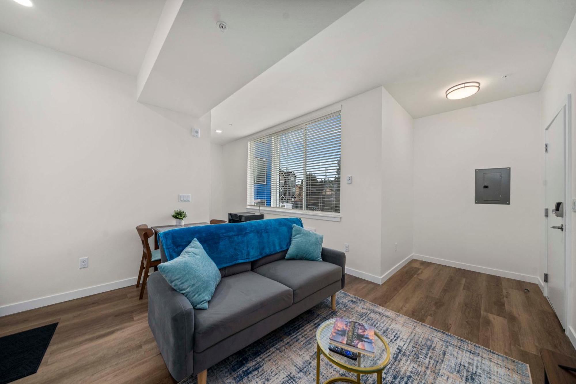 Urban Living: Stylish Apts In The Heart Of Apartment *
