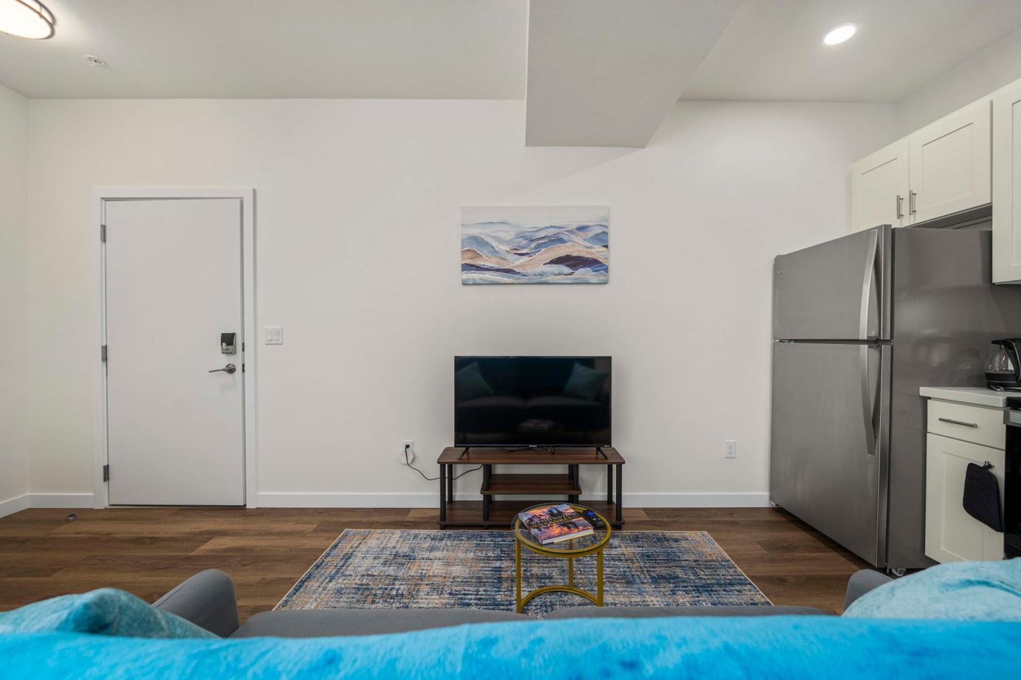 Urban Living: Stylish Apts In The Heart Of Tacoma