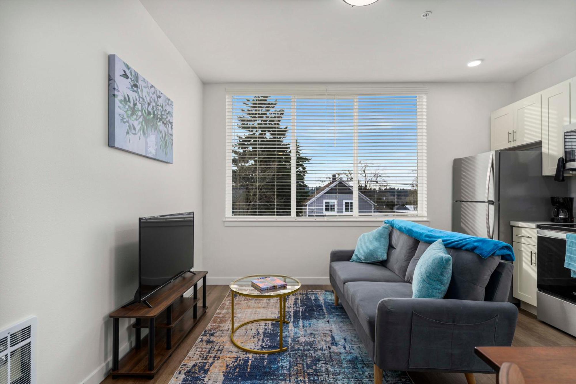 Urban Living: Stylish Apts In The Heart Of * Tacoma