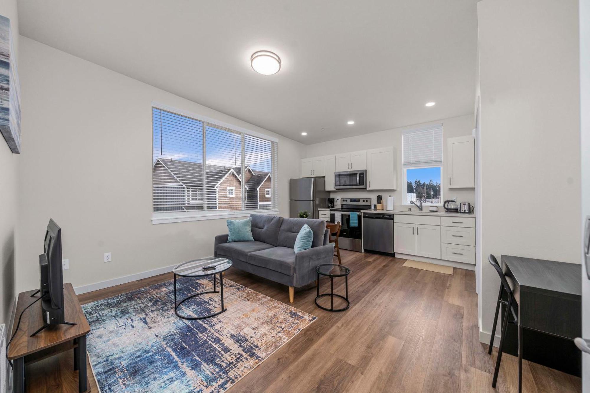 Urban Living: Stylish Apts In The Heart Of Apartment *
